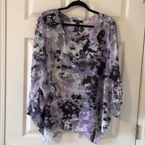 Ladies shark bite lined top